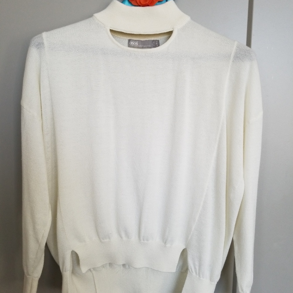 Asos sweater size 4